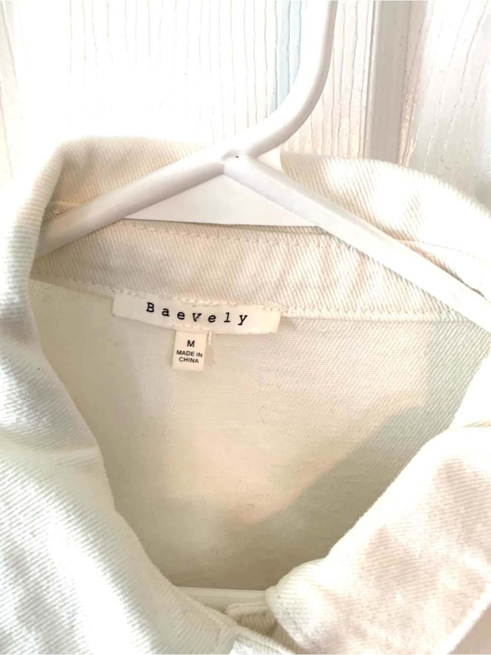 Baevely Cropped Jean Jacket - Studded Tassels - Picture 9 of 9